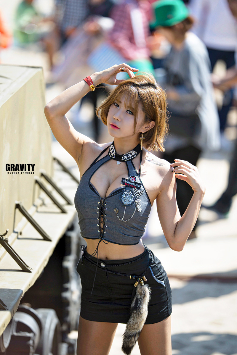 韩国顶级Showgirl许允美 釜山坦克世界 1